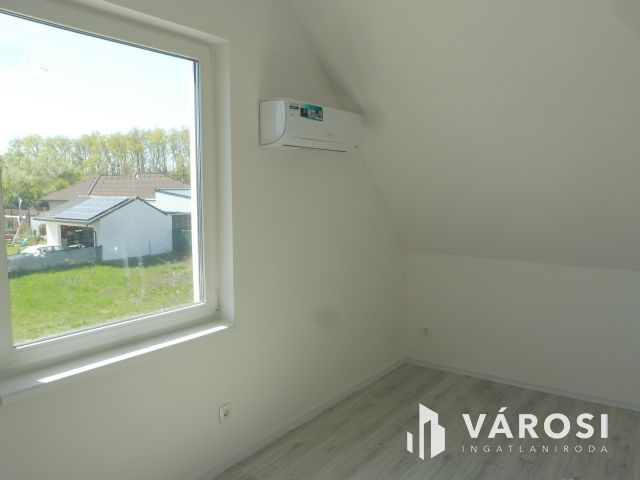 Újszegedi,új kulcsrakész ikerház 3%-os hitelre is eladó.