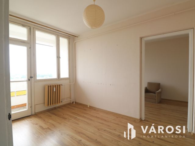 Eladó Panel Lakás Hódmezővásárhelyen !
