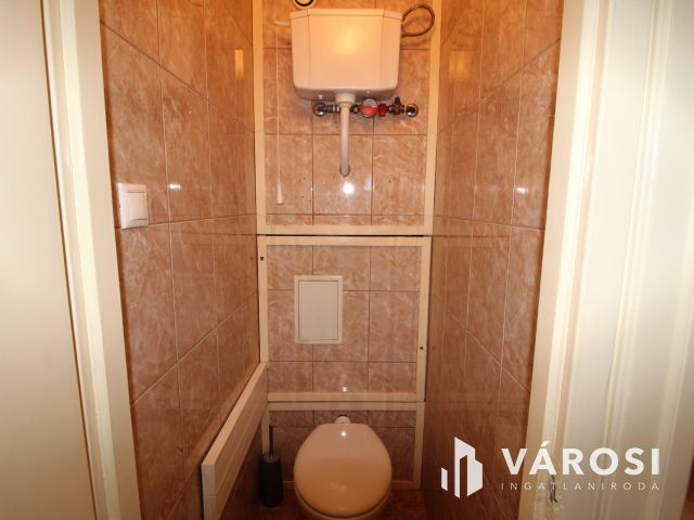 Felújított lakás a központban