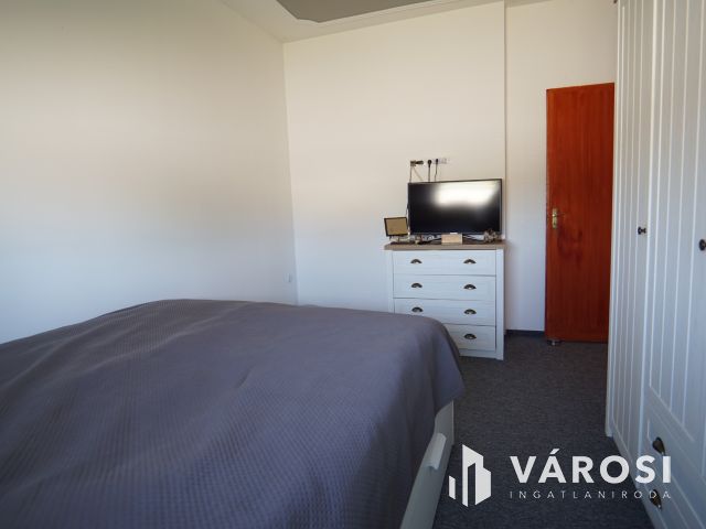 Családi ház, ahol azonnal vállalkozni is lehet!