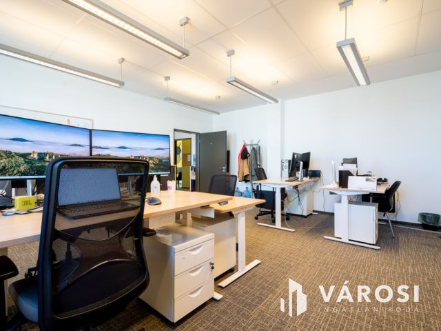 5 helyiséges iroda, "A" kategóriás irodaházban, Zuglóban